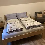 דירה Leitner Haeusl